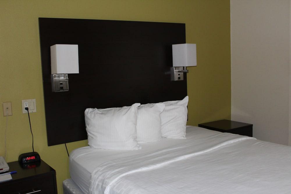 Baymont By Wyndham Newark At University Of Delaware Exteriör bild