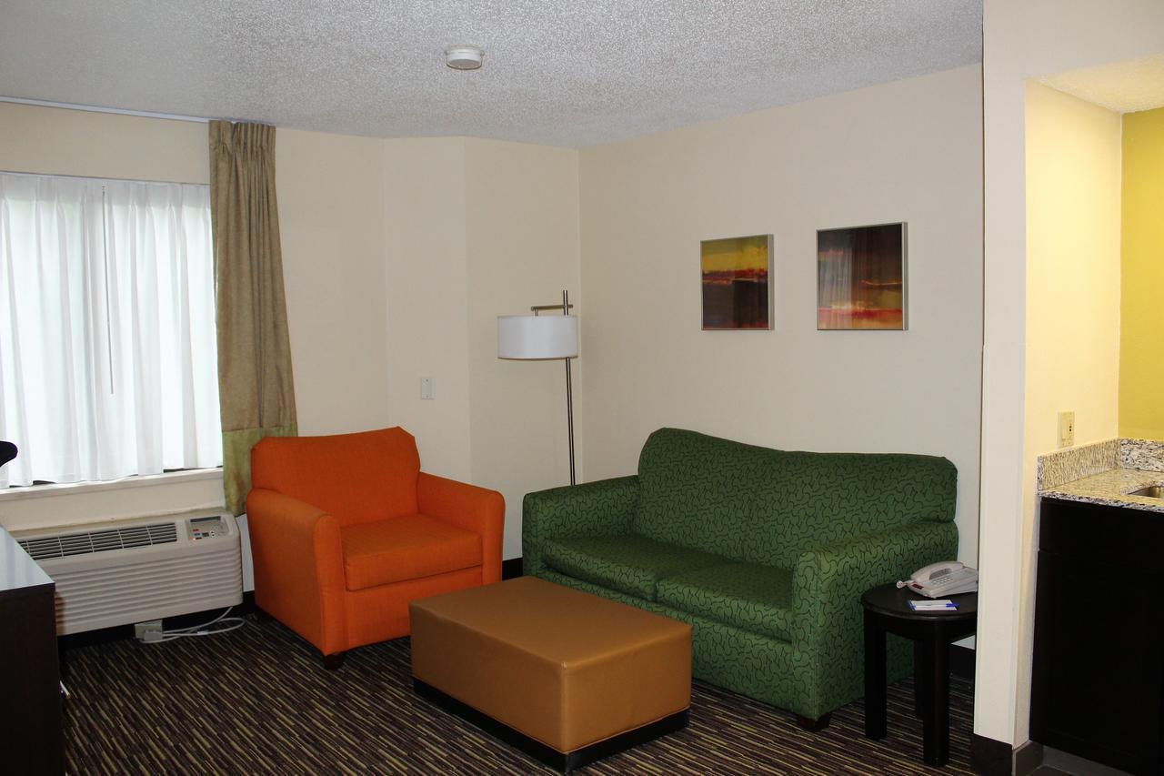Baymont By Wyndham Newark At University Of Delaware Exteriör bild
